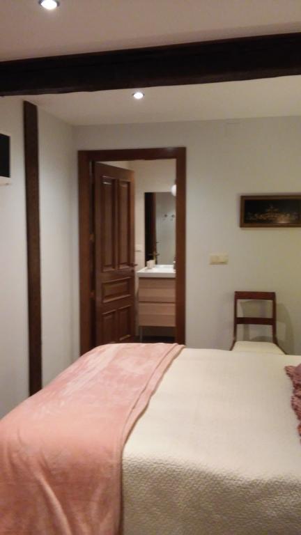 Kapel Etxea Hotel Urzainqui Ngoại thất bức ảnh